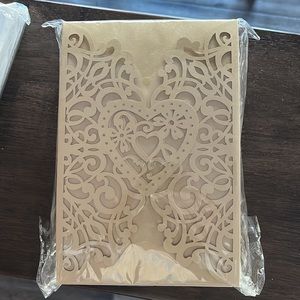 NIB 50 gold laser cut invitations, blank cards, & envelopes
